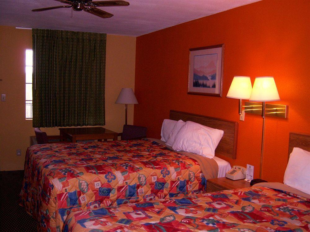 Days Inn Guntersville Exteriér fotografie