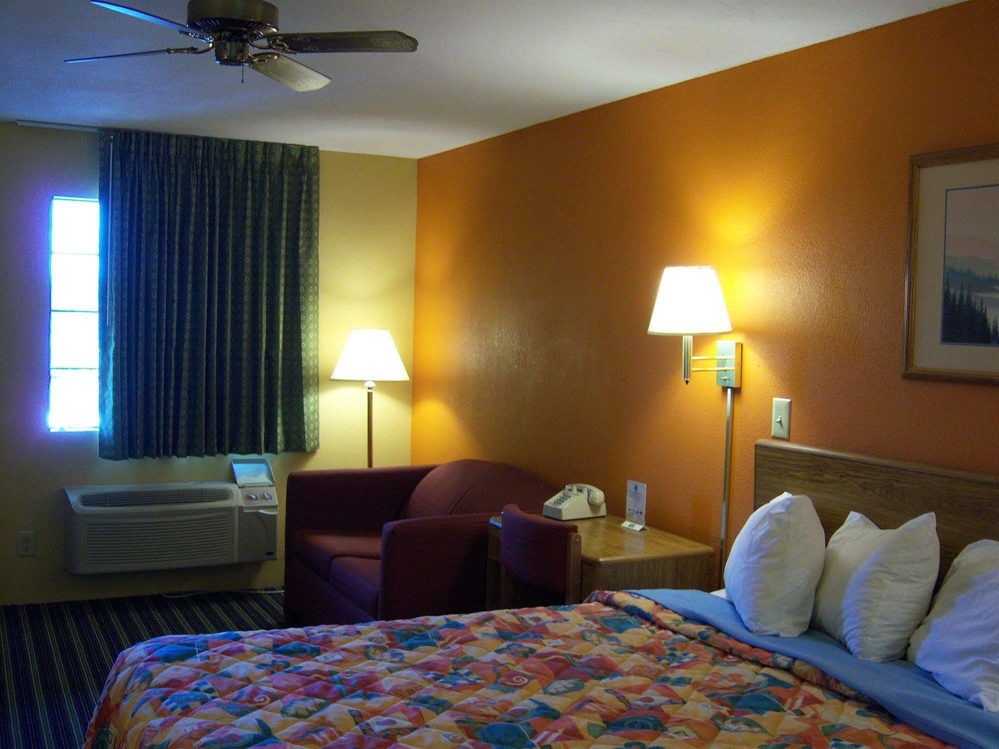 Days Inn Guntersville Exteriér fotografie
