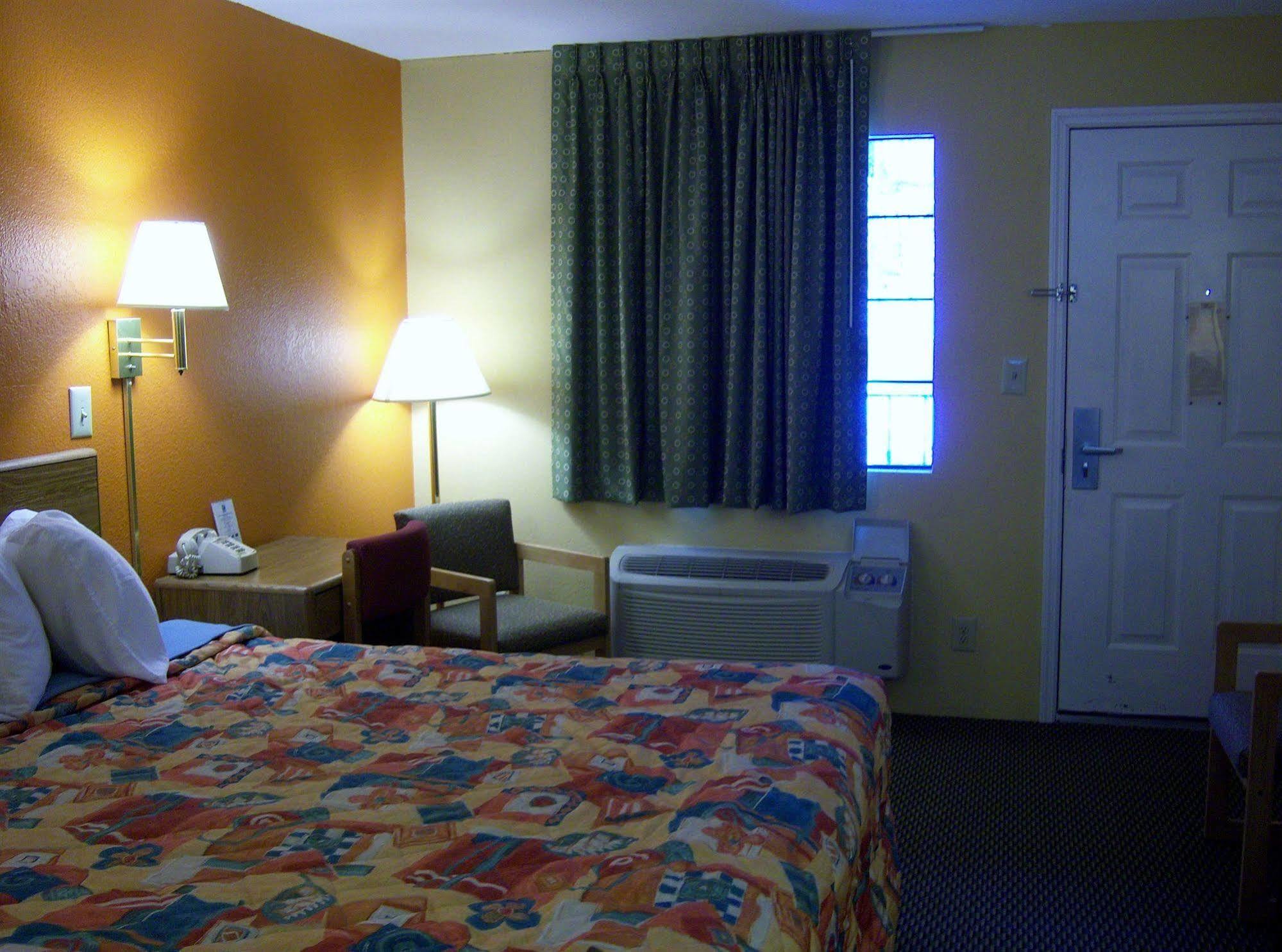 Days Inn Guntersville Exteriér fotografie
